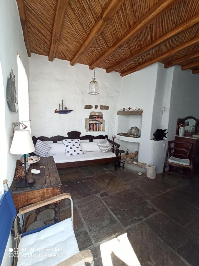 Traditional Stone House With Breathtaking View Serifos Town 外观 照片