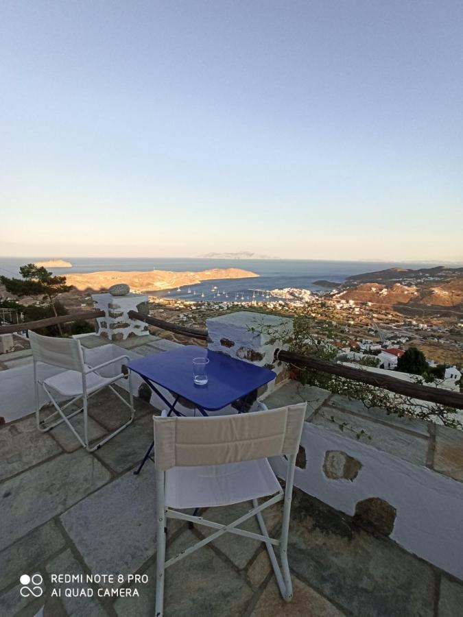 Traditional Stone House With Breathtaking View Serifos Town 外观 照片