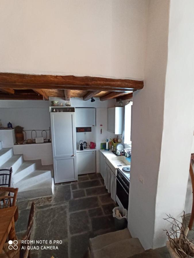 Traditional Stone House With Breathtaking View Serifos Town 外观 照片