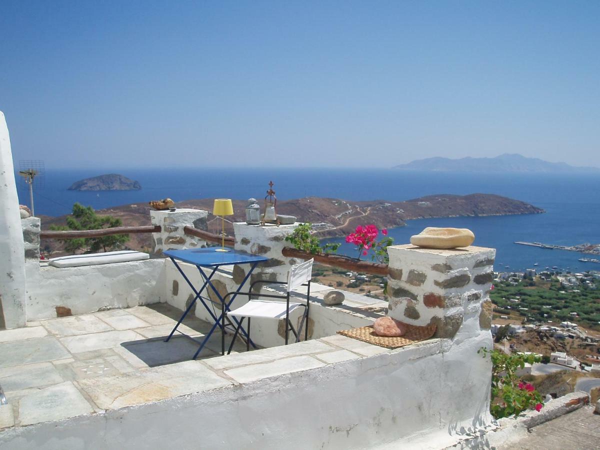 Traditional Stone House With Breathtaking View Serifos Town 外观 照片
